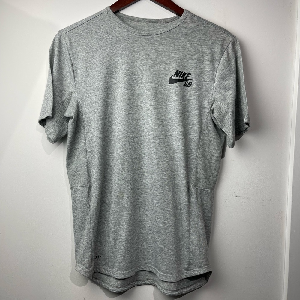 Nike SB Skyline Dri fit T shirt
